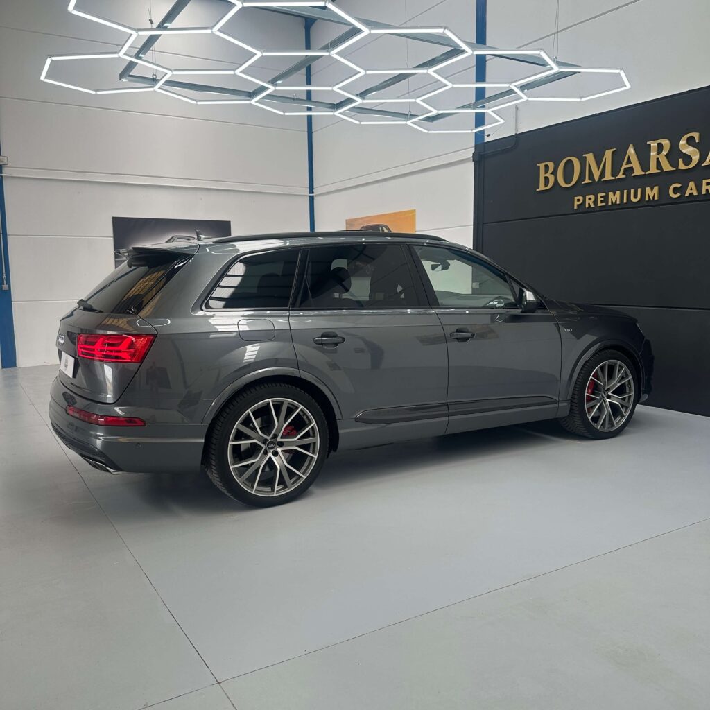 AUDI SQ7 4.0 TDI quattro tiptronic