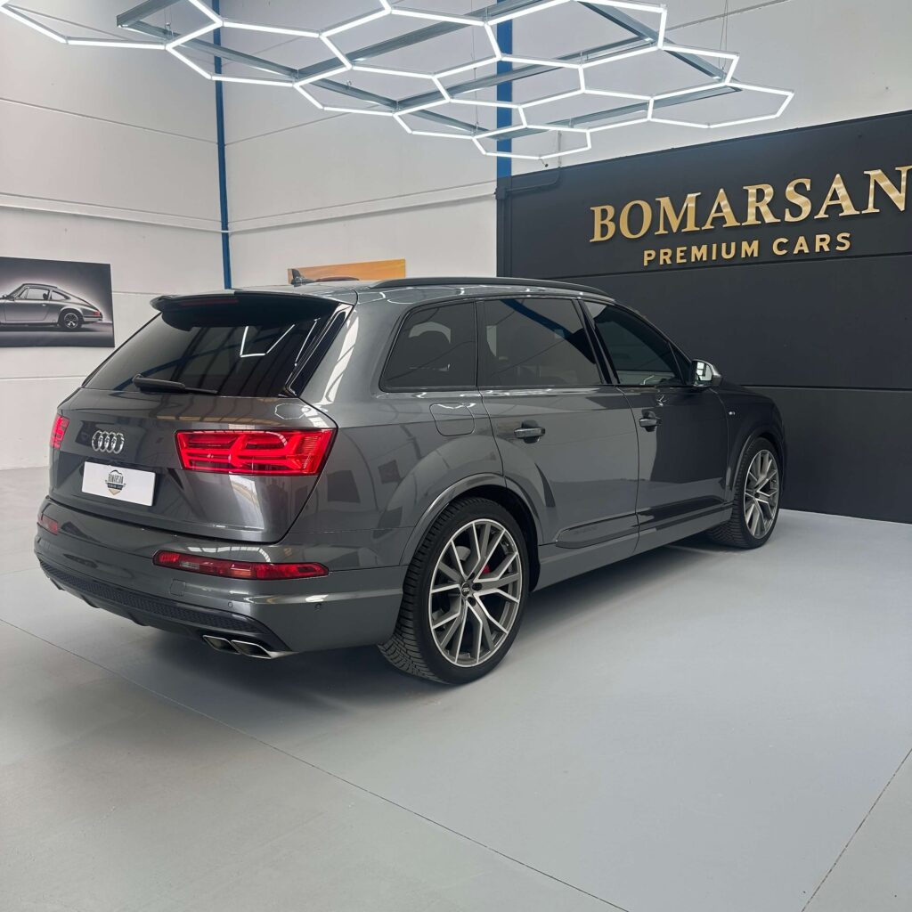 AUDI SQ7 4.0 TDI quattro tiptronic