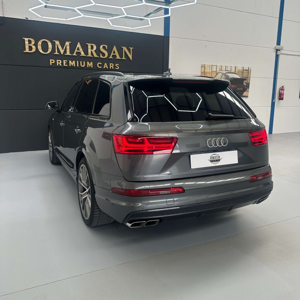 AUDI SQ7 4.0 TDI quattro tiptronic