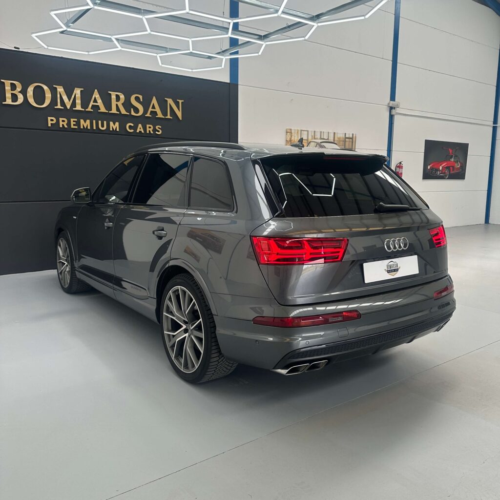 AUDI SQ7 4.0 TDI quattro tiptronic