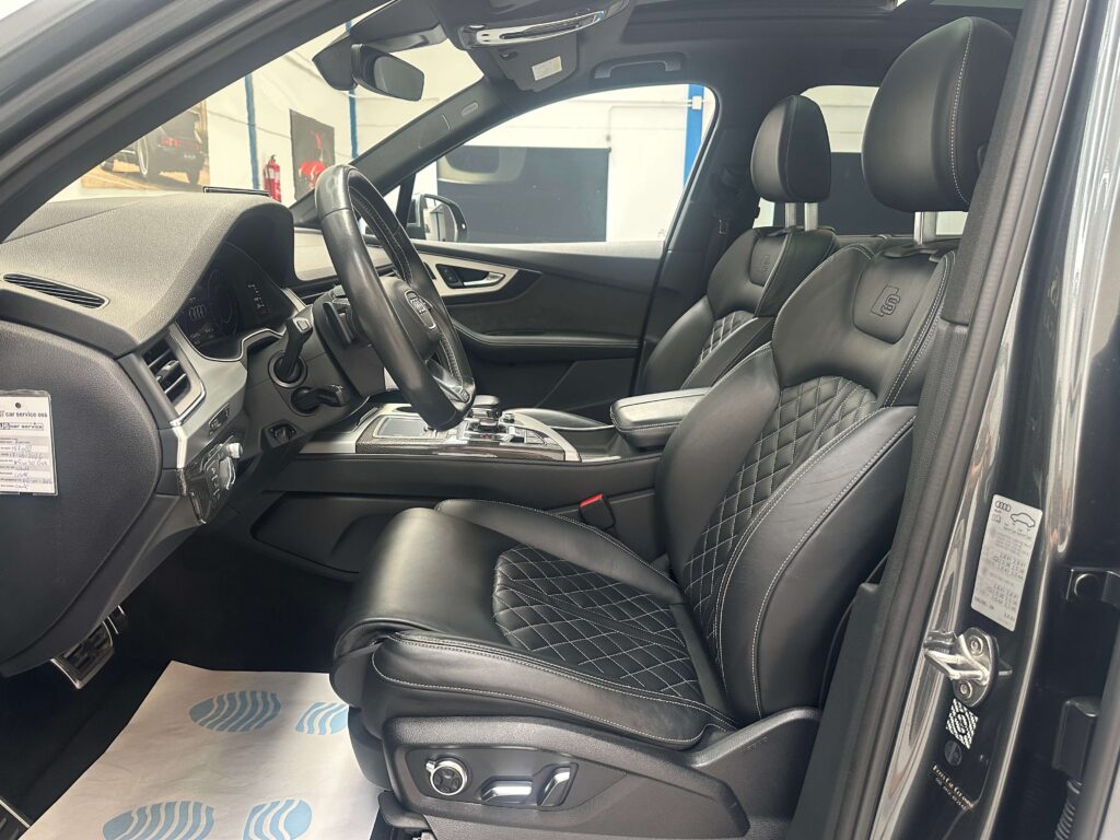 AUDI SQ7 4.0 TDI quattro tiptronic