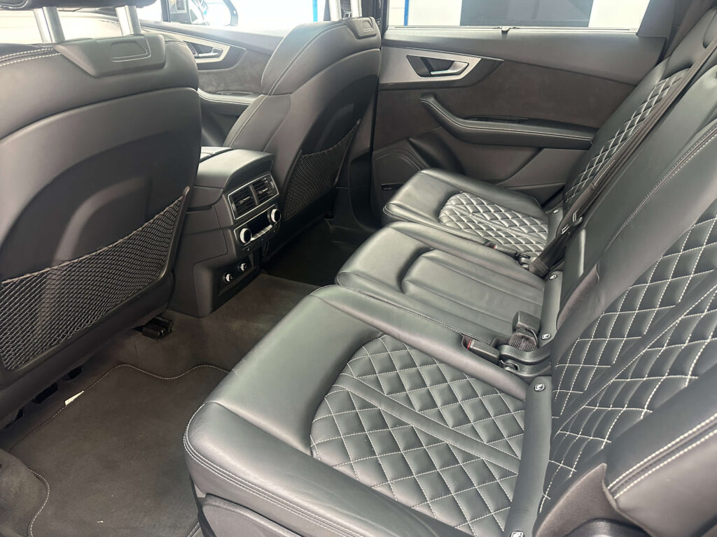 AUDI SQ7 4.0 TDI quattro tiptronic