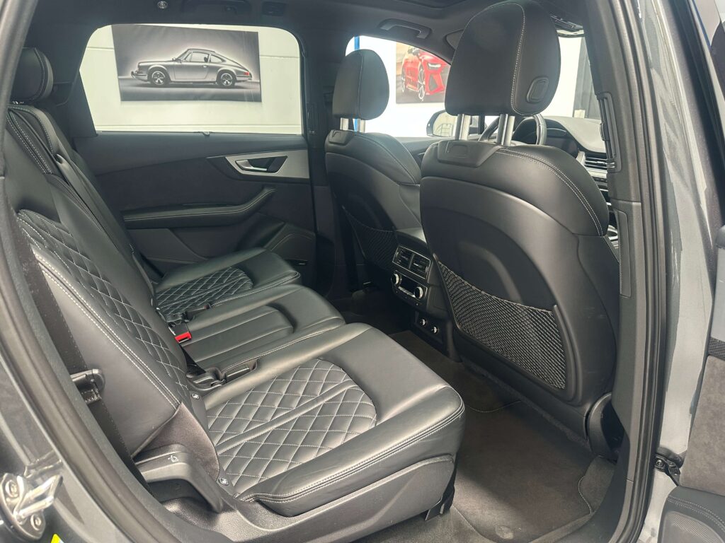 AUDI SQ7 4.0 TDI quattro tiptronic