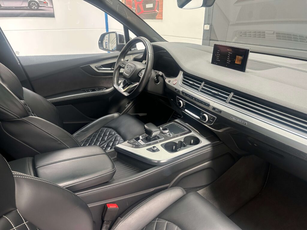 AUDI SQ7 4.0 TDI quattro tiptronic